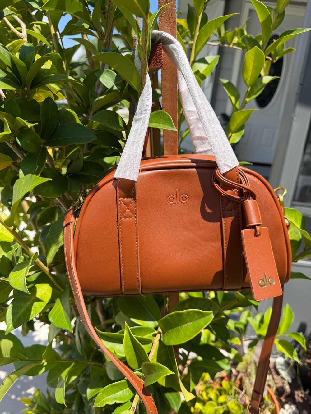 ALO Yoga Cognac Mini Dome Crossbody Bag - Picture 1 of 14